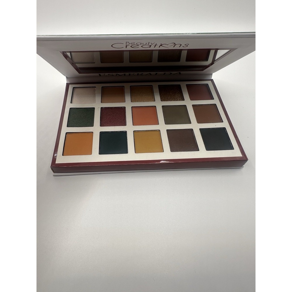 Esmeralda II By Beauty Creations Eyeshadow Palette 15 Shades
